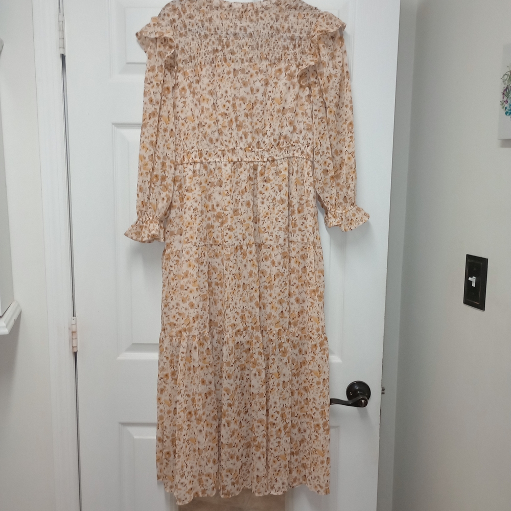 By The River Floral Midi Dress - Picture 3 of 5